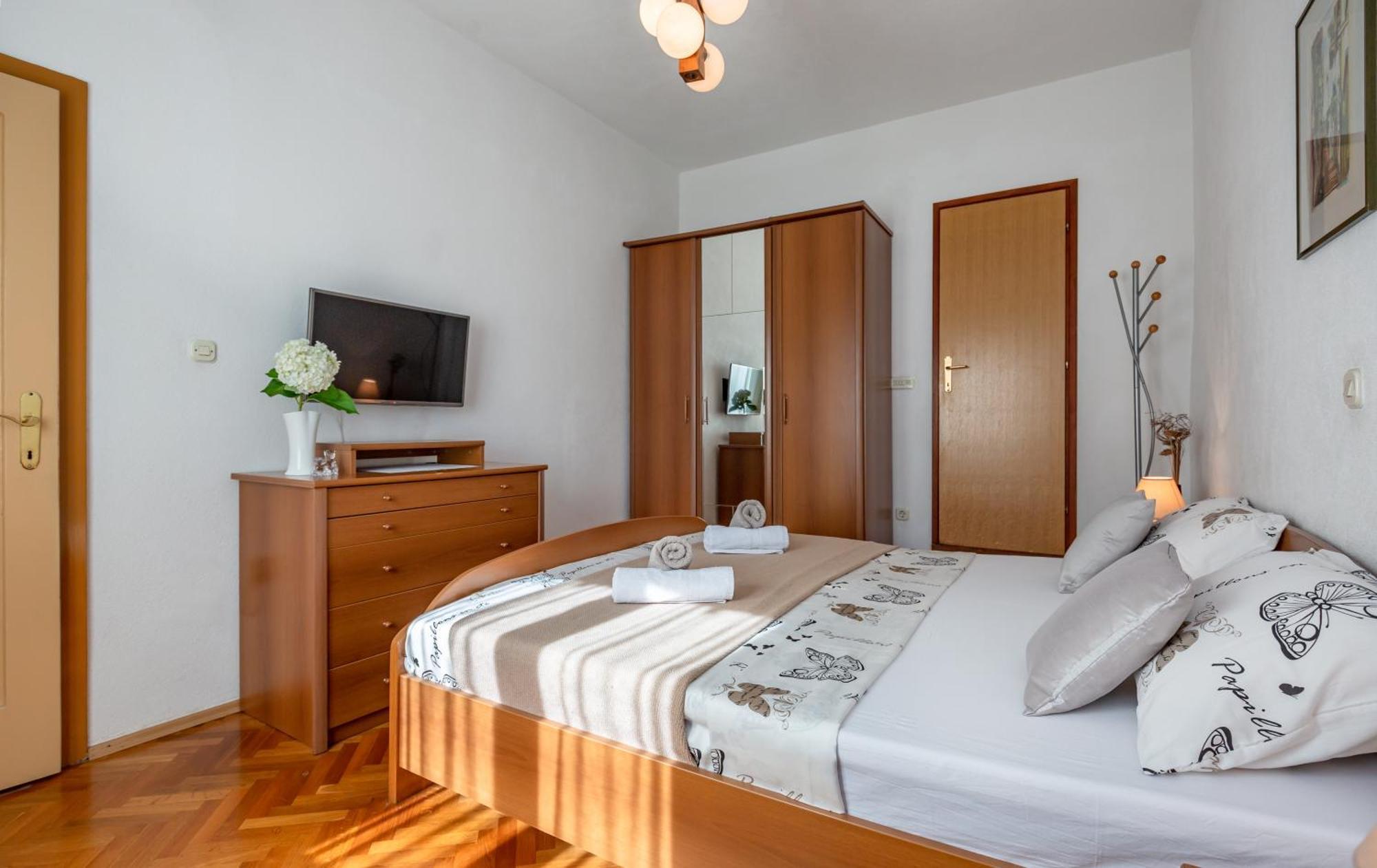 Apartmani Lovrenco Krvavica Buitenkant foto