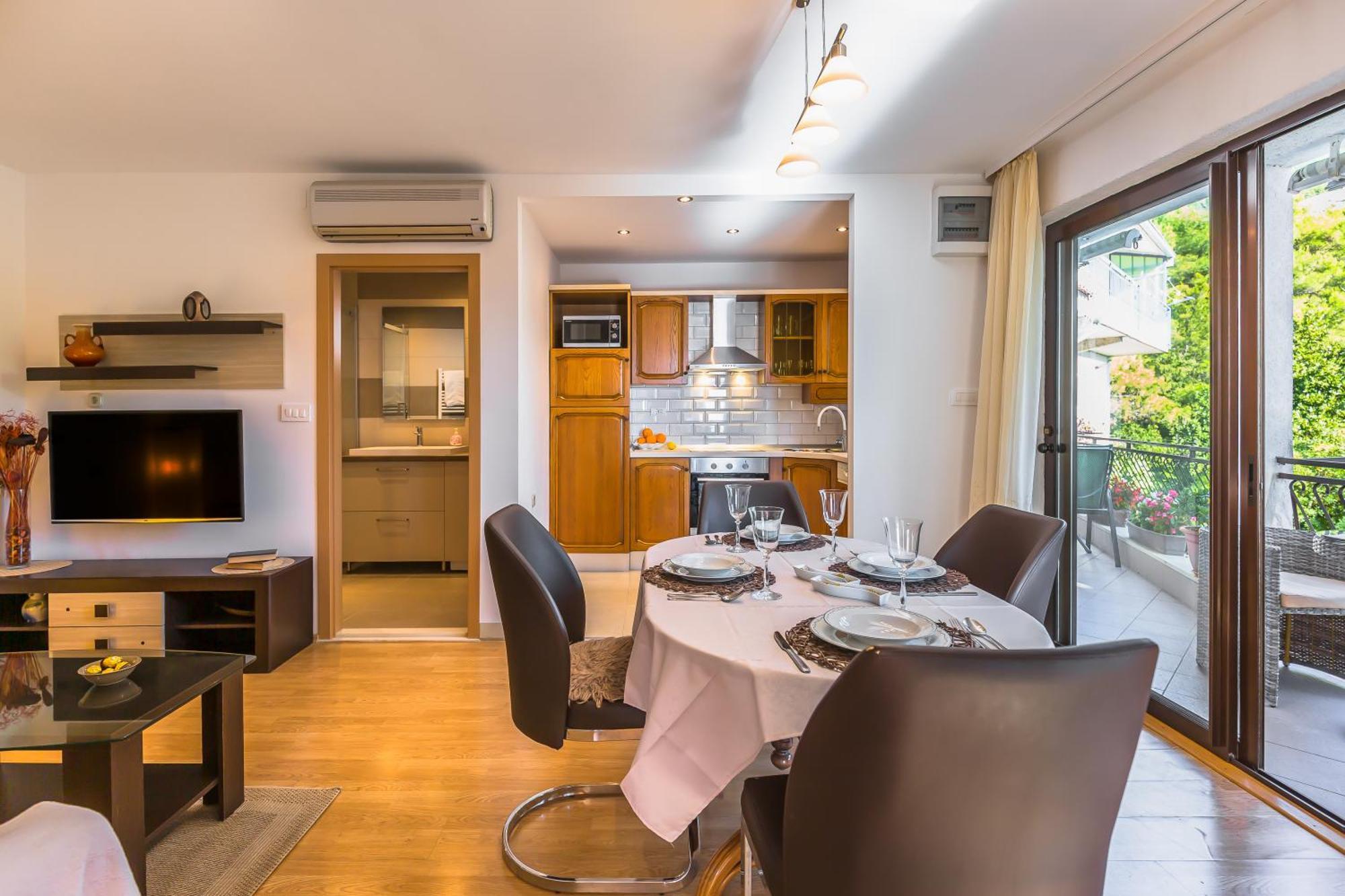 Apartmani Lovrenco Krvavica Buitenkant foto